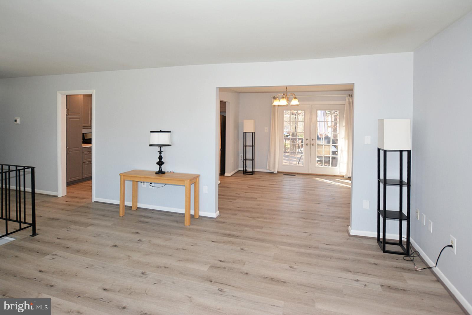 4794 Kelly Road Woodbridge, VA 22193 - Photo 7 of 35 View from Living Room into Dining Room