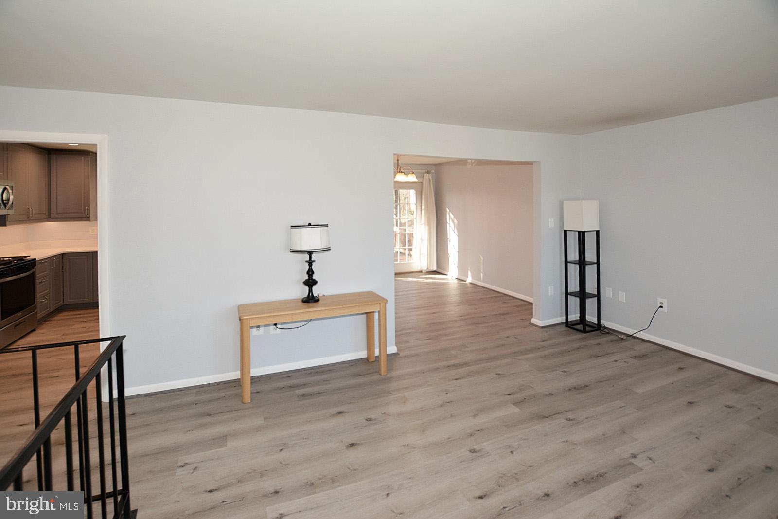4794 Kelly Road Woodbridge, VA 22193 - Photo 8 of 35 Gallery Image 8