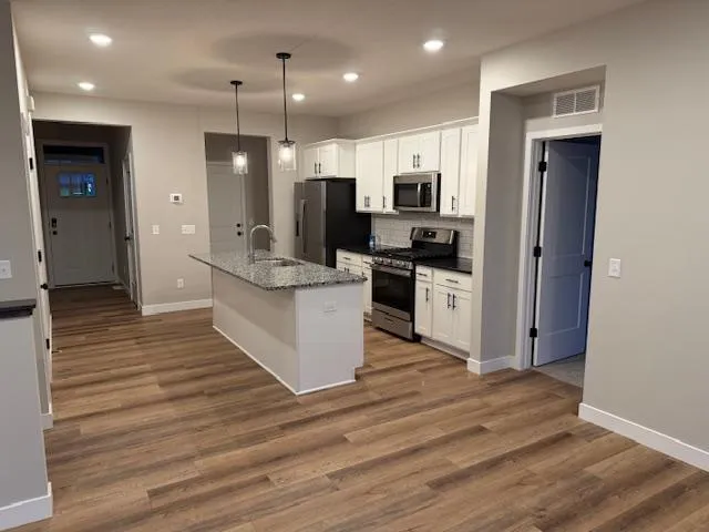 $3,147 | 10427 Robinwood Road, Victoria, MN 55318