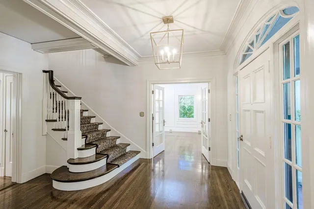 $16,000 | 719 West Poplar Avenue, San Mateo, CA 94402