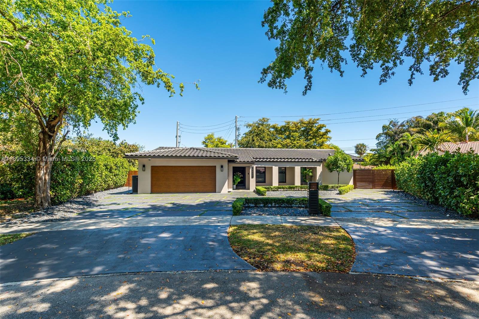 16511 Stonehaven Road Miami Lakes, FL 33014 - Photo 1 of 43 Gallery Image 1
