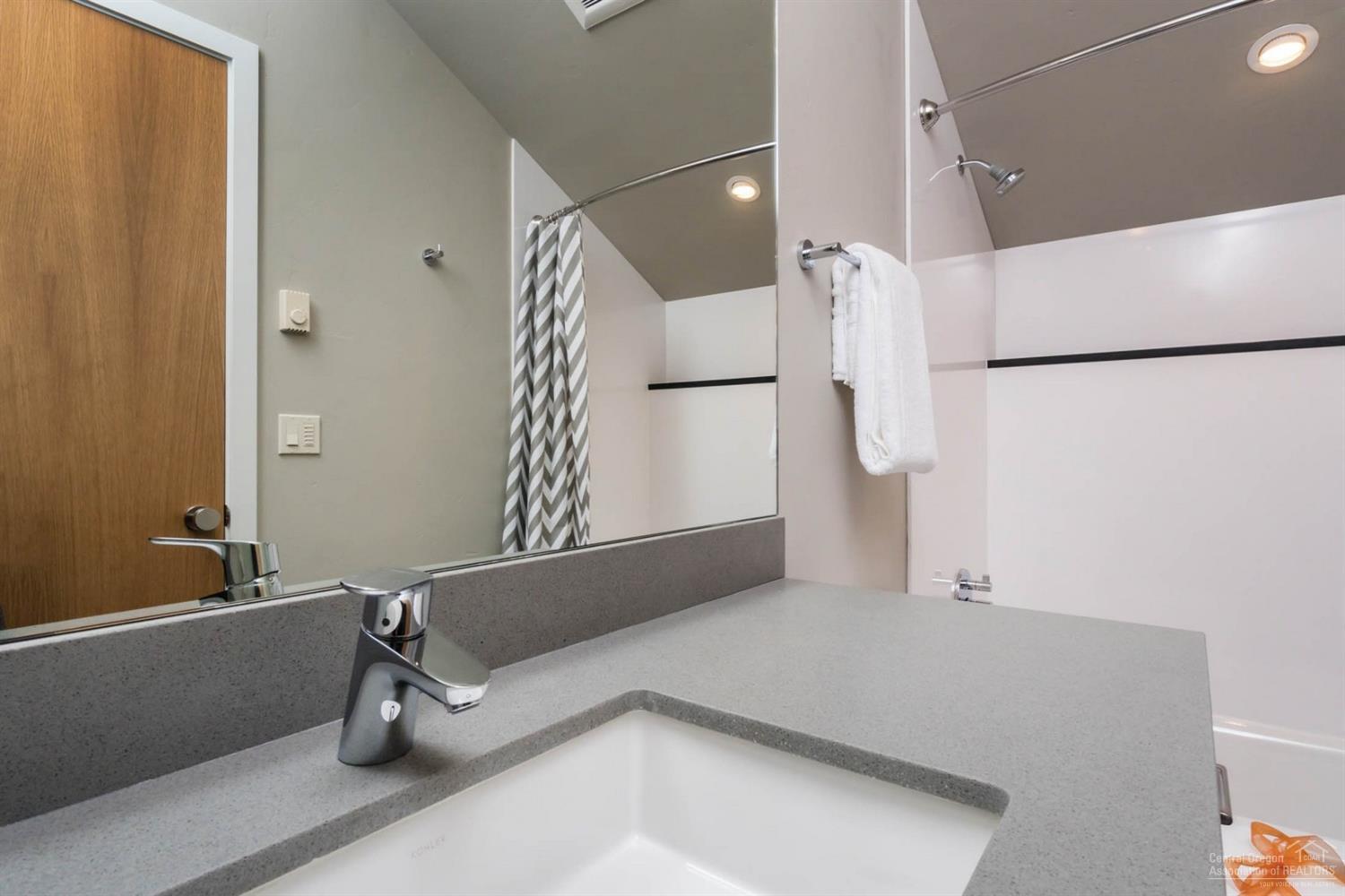 19208 Gateway Loop Bend, OR 97702 - Photo 23 of 25 Additional Photo