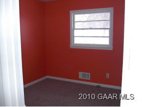 204 Tuxedo Road Staunton, VA 24401 - Photo 5 of 8 Gallery Image 5