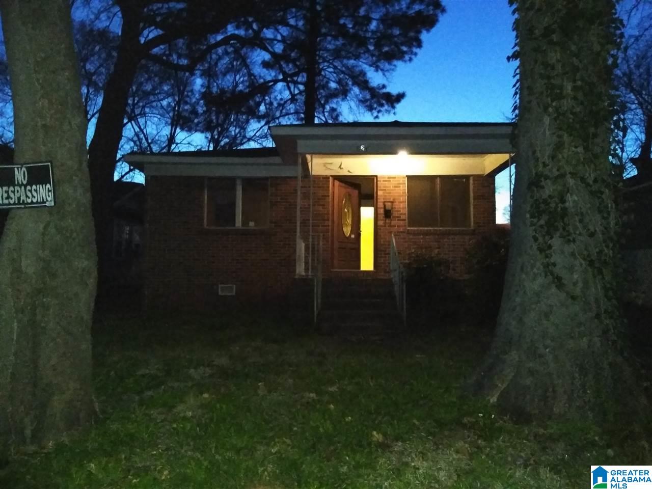 820 26th Street Southwest Birmingham, AL 35211 - Photo 1 of 13