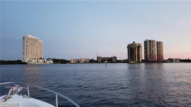 a view of ocean and city view