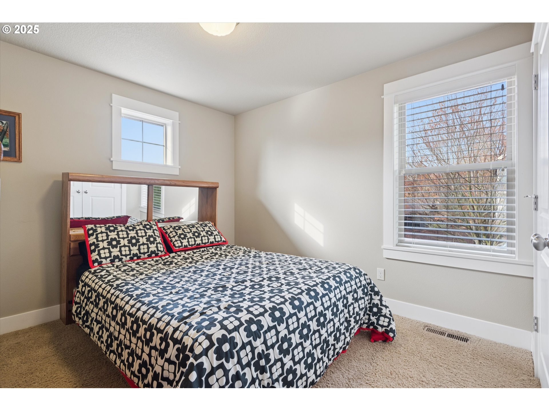 3041 Winkel Way West Linn, OR 97068 - Photo 33 of 45 a bedroom with a large bed and a window
