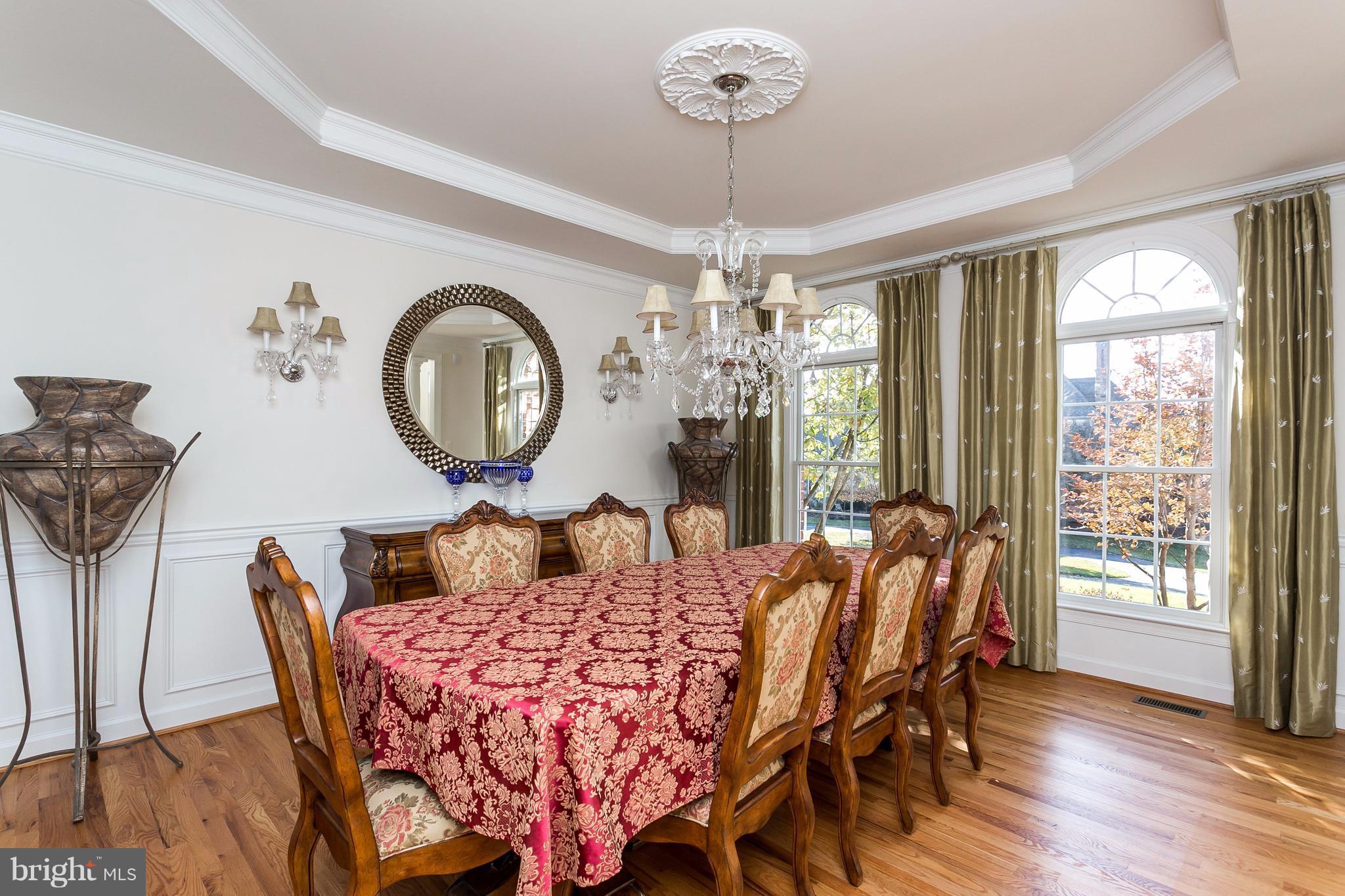 10360 Pot Spring Road Lutherville-Timonium, MD 21093 - Photo 5 of 30 HARDWOODS,PALLADIAN WINDOWS, CHANDELIER