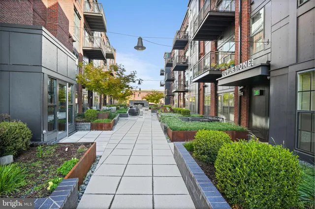 a view of building with a outdoor space