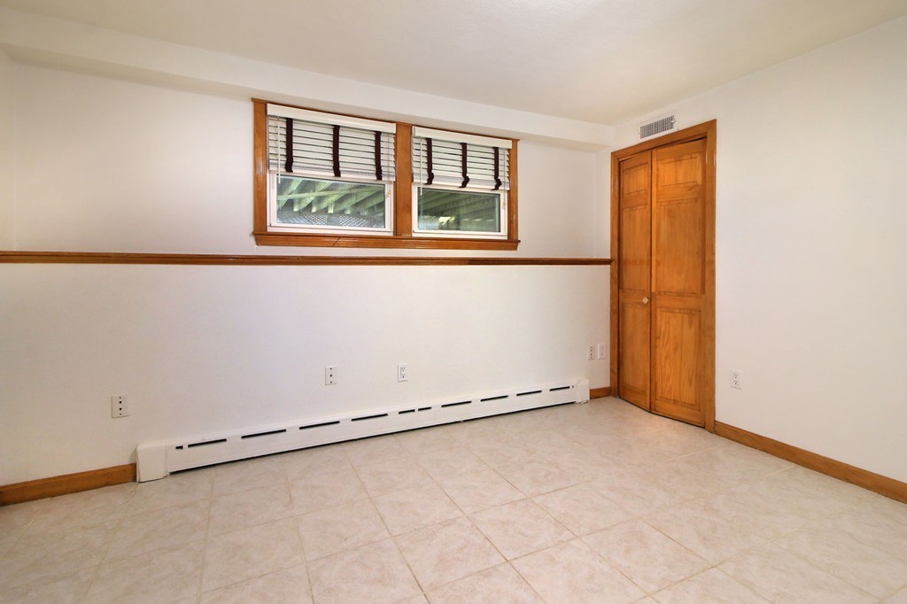 67 Tomahawk Road Arlington, MA 02474 - Photo 21 of 29