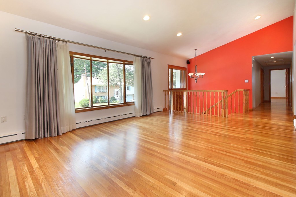 67 Tomahawk Road Arlington, MA 02474 - Photo 8 of 29
