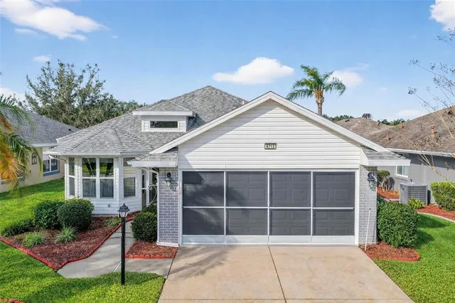 $255,000 | 4712 St Andrews Arcade, Leesburg, FL 34748