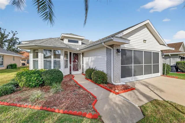 $255,000 | 4712 St Andrews Arcade, Leesburg, FL 34748