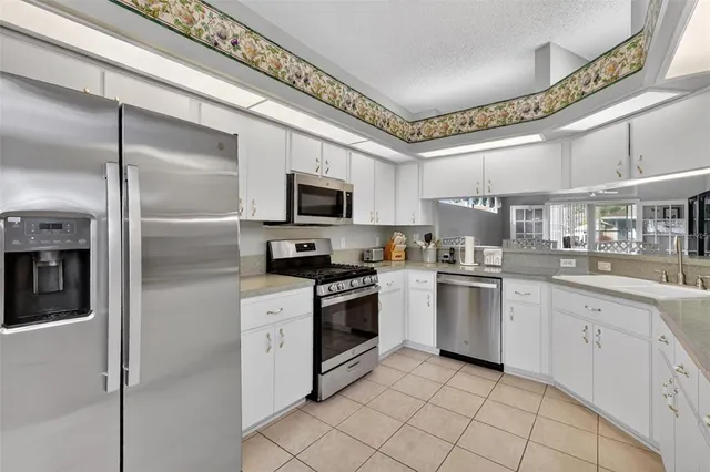 $255,000 | 4712 St Andrews Arcade, Leesburg, FL 34748