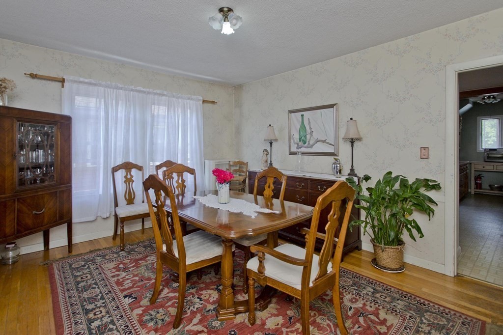 854-856 Sumner Avenue Springfield, MA 01108 - Photo 13 of 40