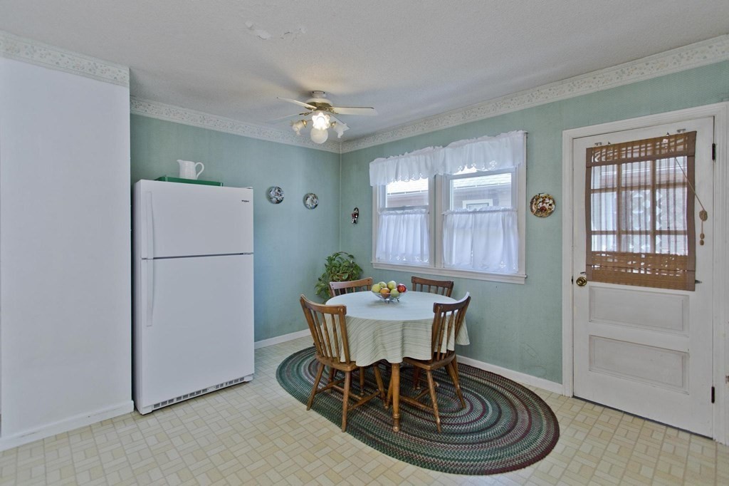 854-856 Sumner Avenue Springfield, MA 01108 - Photo 20 of 40