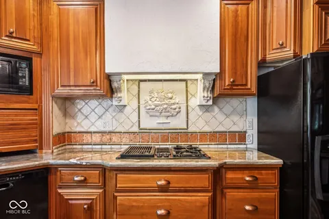 $775,000 | 6902 Creek Ridge Trail, Indianapolis, IN 46256