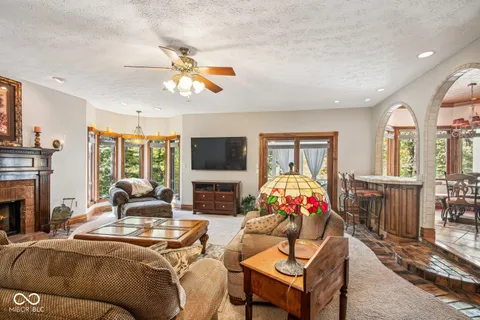 $775,000 | 6902 Creek Ridge Trail, Indianapolis, IN 46256