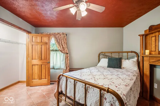 $775,000 | 6902 Creek Ridge Trail, Indianapolis, IN 46256