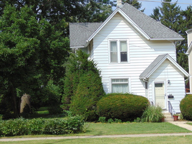 112 South Chase Street Wheaton, IL 60187 - Photo 1 of 19