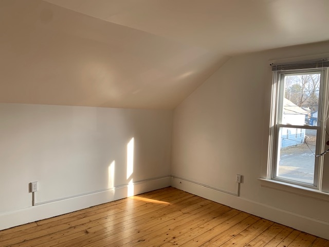 208 Maple Street Bennington, VT 05201 - Photo 20 of 29 Gallery Image 20