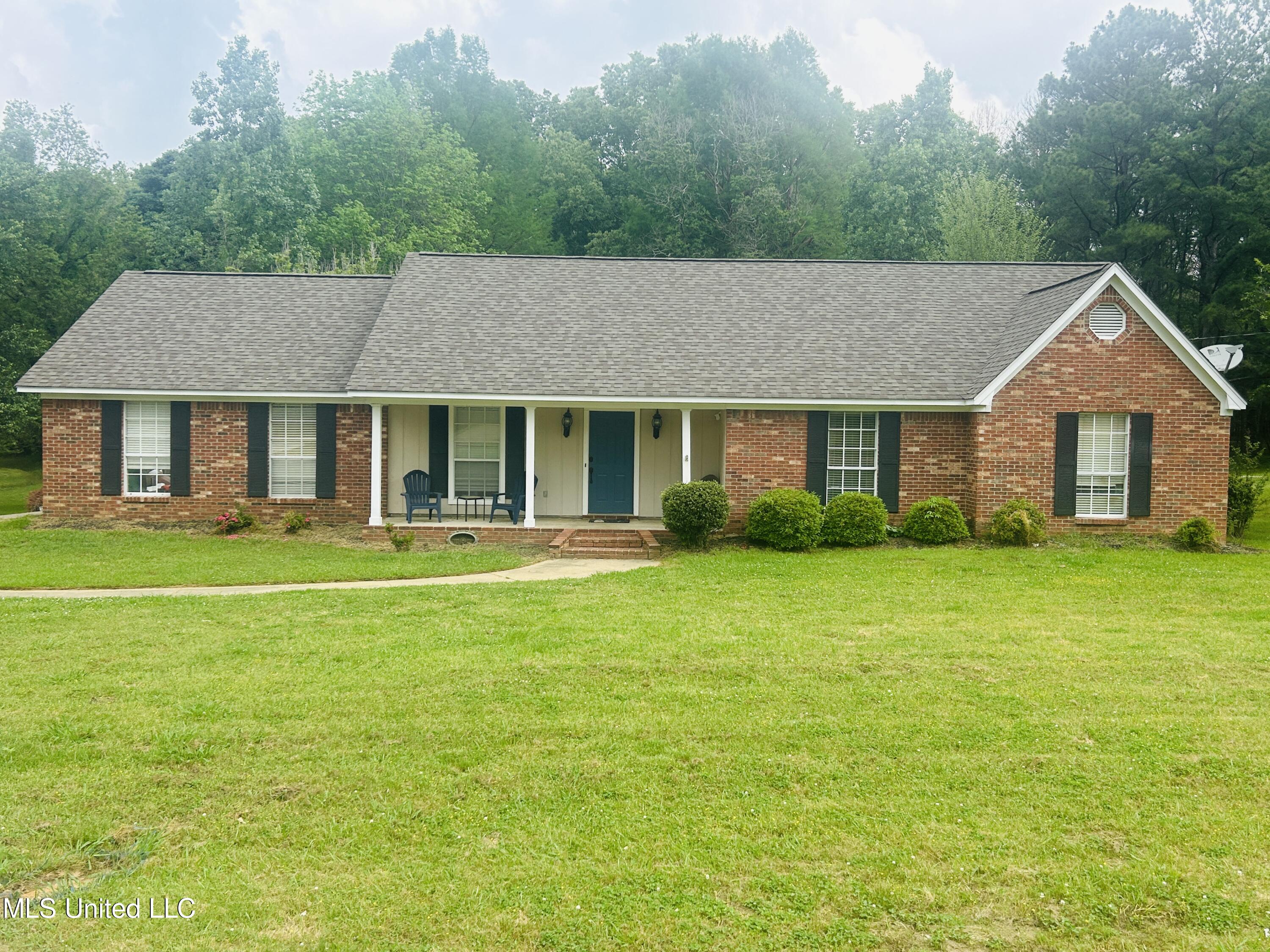 126 Falcon Ridge Drive Raymond, MS 39154 - Photo 3 of 5 IMG_7652