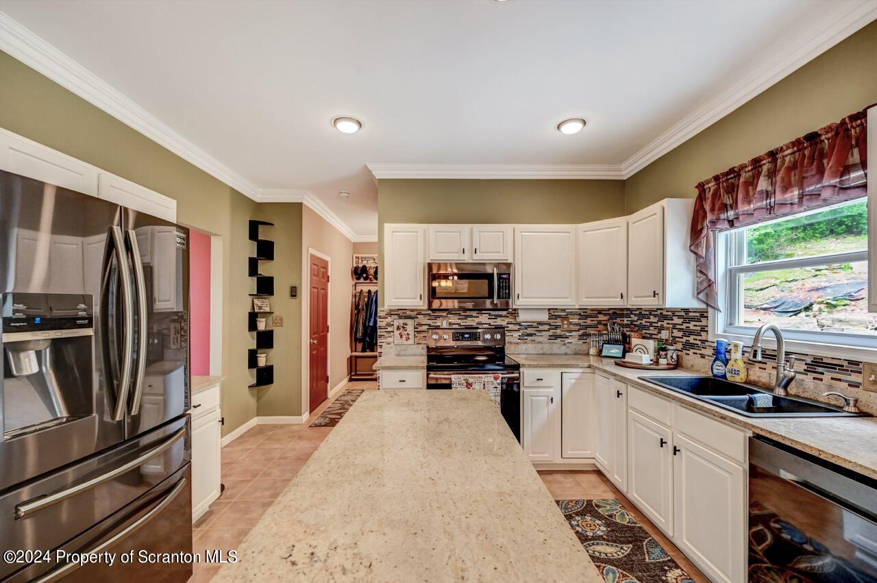 208 Maggies Road, Unit L 16 Clarks Summit, PA 18411 - Photo 21 of 90 Gallery Image 21