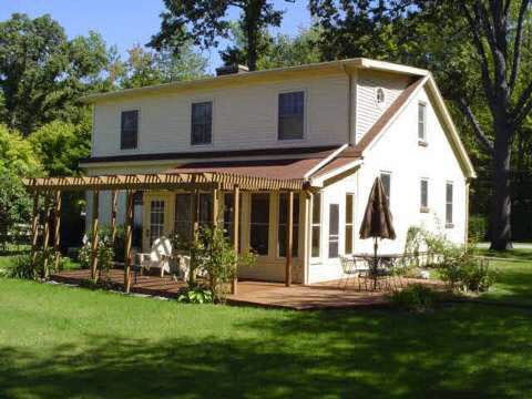 240 South Thomas Road Saginaw, MI 48609 - Photo 2 of 5 31203616-1.JPG