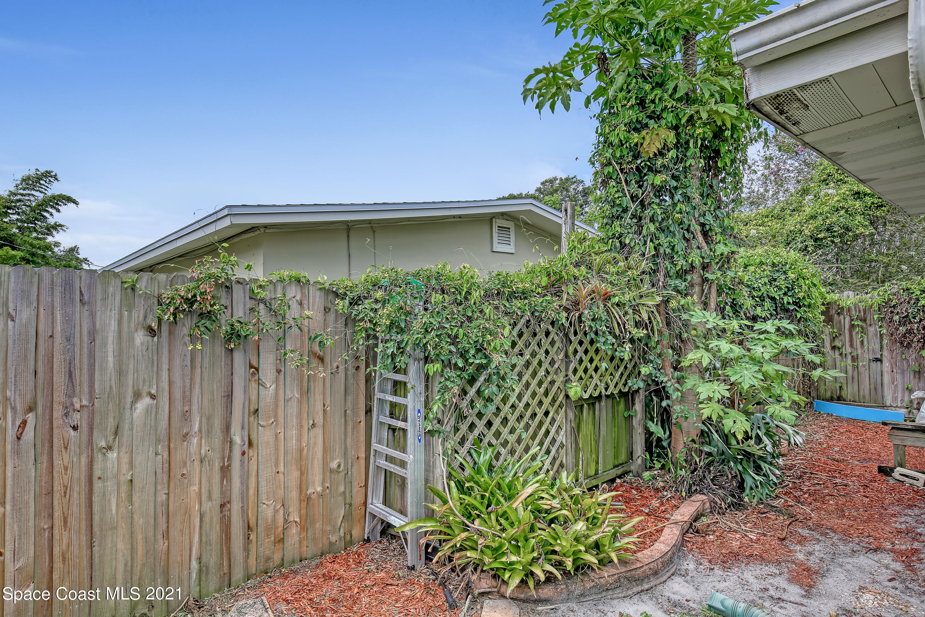 1718 Jordan Drive Rockledge, FL 32955 - Photo 19 of 21 Backyard