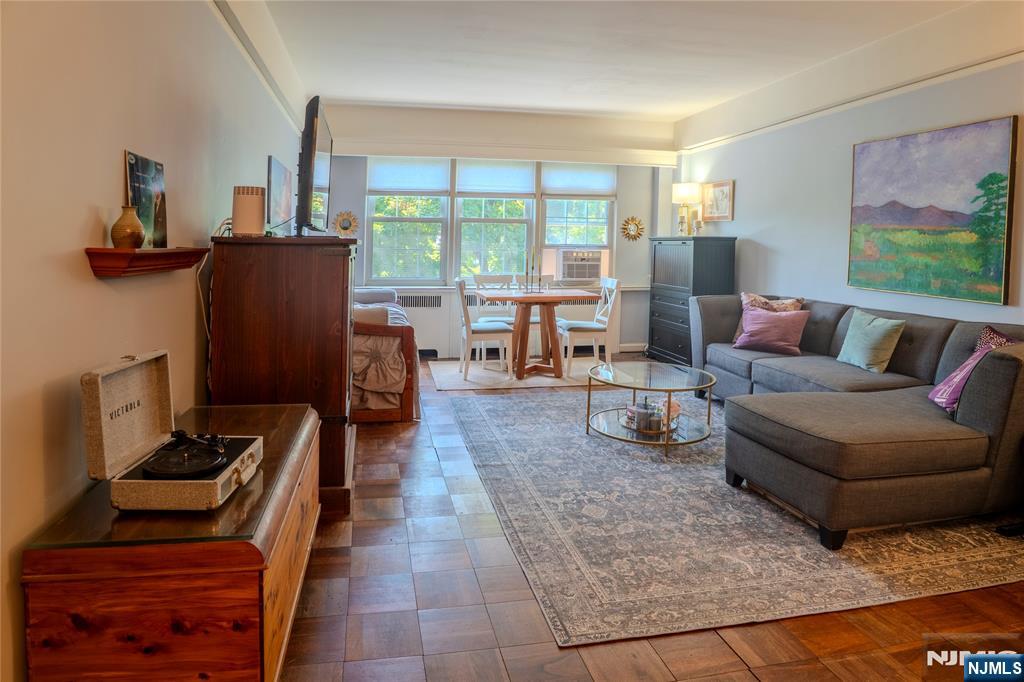 10 Crestmont Road, Unit 4H Montclair, NJ 07042 - Photo 7 of 22