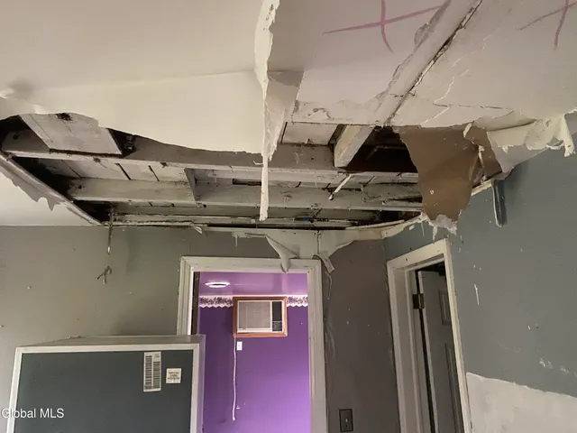 $96,000 | 11 Englewood Avenue, East Greenbush, NY 12061