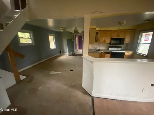 $96,000 | 11 Englewood Avenue, East Greenbush, NY 12061