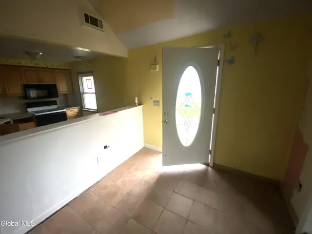 $96,000 | 11 Englewood Avenue, East Greenbush, NY 12061