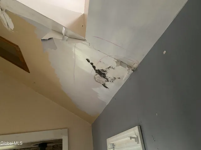 $96,000 | 11 Englewood Avenue, East Greenbush, NY 12061