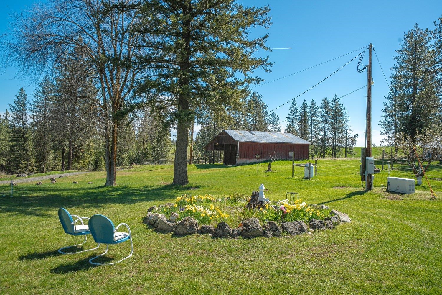 35405 Nye Road North Davenport, WA 99122 - Photo 6 of 50