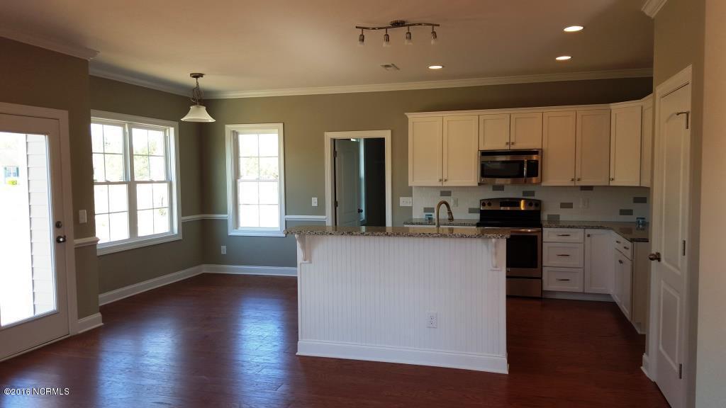 63 Ransom Drive Hampstead, NC 28443 - Photo 5 of 21 20160330_095725