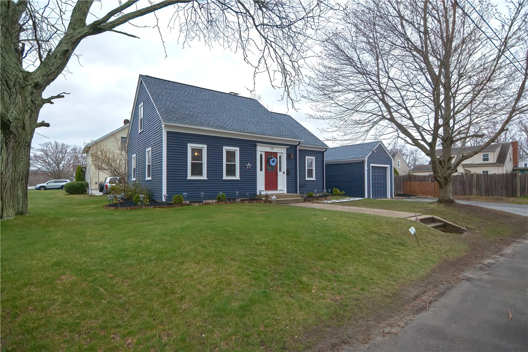 114 Burt Street Warwick, RI 02886 - Photo 3 of 45