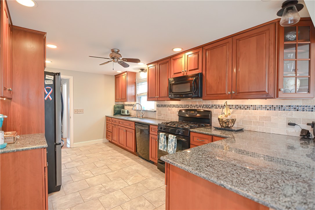 114 Burt Street Warwick, RI 02886 - Photo 5 of 45