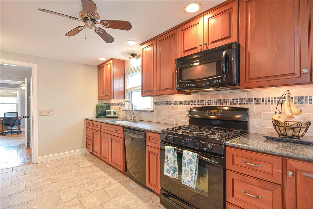 114 Burt Street Warwick, RI 02886 - Photo 6 of 45