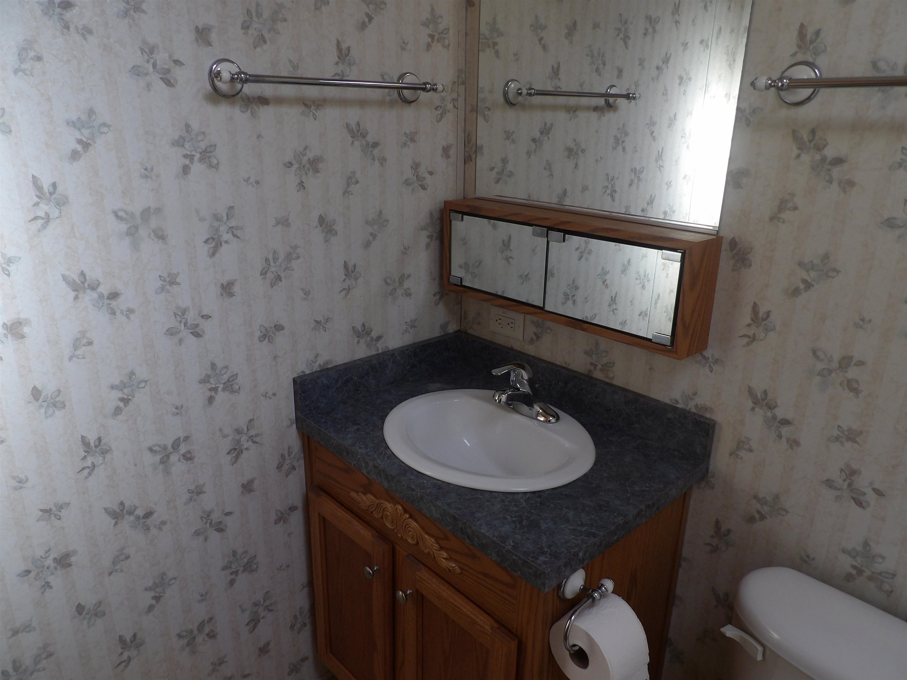 4 Gusty Road, Unit 22/11 Tilton, NH 03276 - Photo 12 of 30