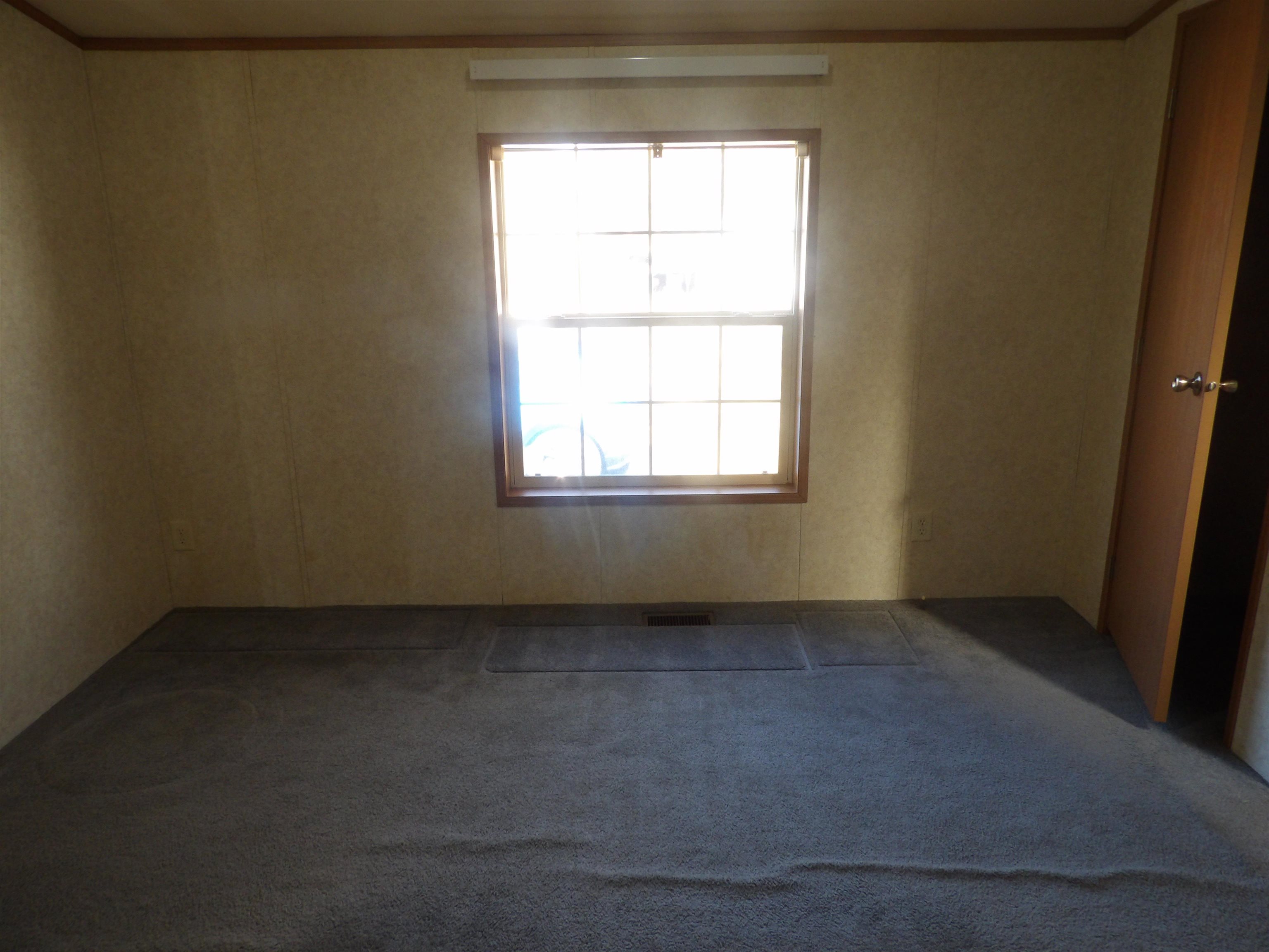 4 Gusty Road, Unit 22/11 Tilton, NH 03276 - Photo 14 of 30