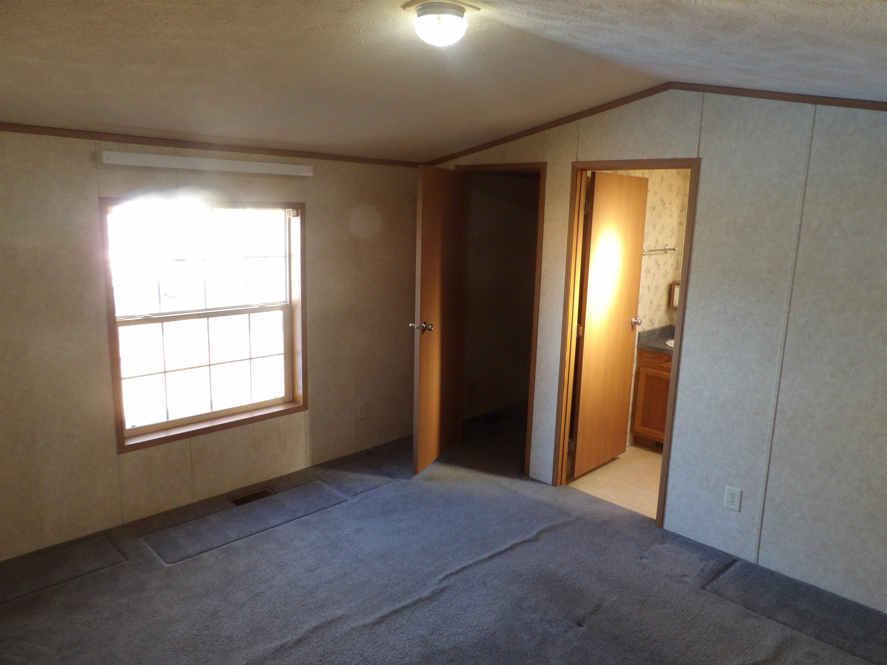 4 Gusty Road, Unit 22/11 Tilton, NH 03276 - Photo 10 of 30