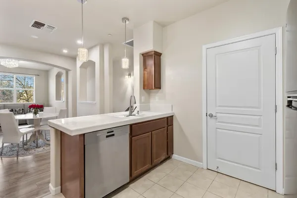 $369,950 | 9640 Coney Island Circle, Elk Grove, CA 95758