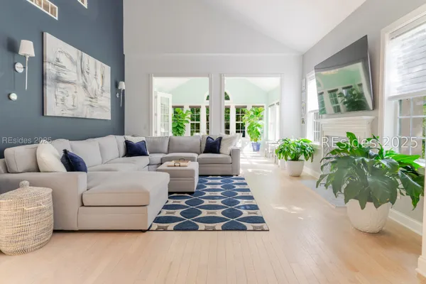 $665,000 | 32 Paxton Circle, Bluffton, SC 29910