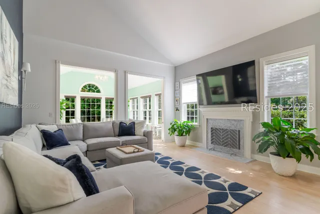 $719,000 | 32 Paxton Circle, Bluffton, SC 29910