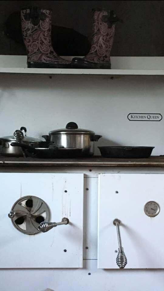 314 Davis Road Union, ME 04862 - Photo 10 of 31 KitchenQueen