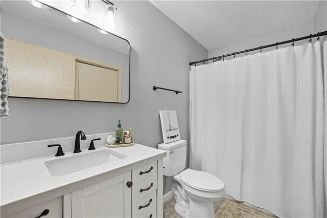 $205,000 | 5623 Northwest Sunrise Meadow Circle, Lee's Summit, MO 64064