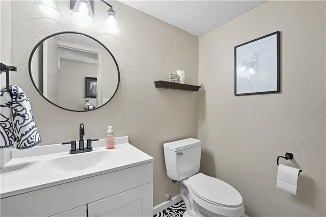 $205,000 | 5623 Northwest Sunrise Meadow Circle, Lee's Summit, MO 64064