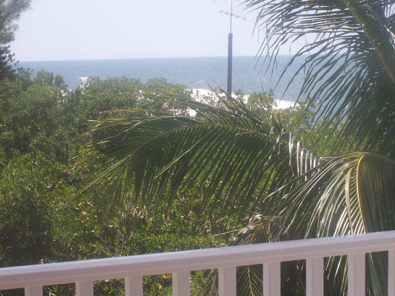 40 Treasure Road Marathon, FL 33050 - Photo 2 of 16 View