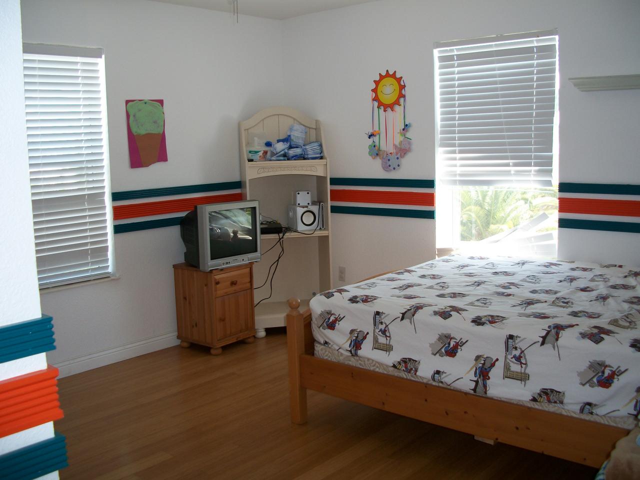 40 Treasure Road Marathon, FL 33050 - Photo 9 of 16 Matt's Bed