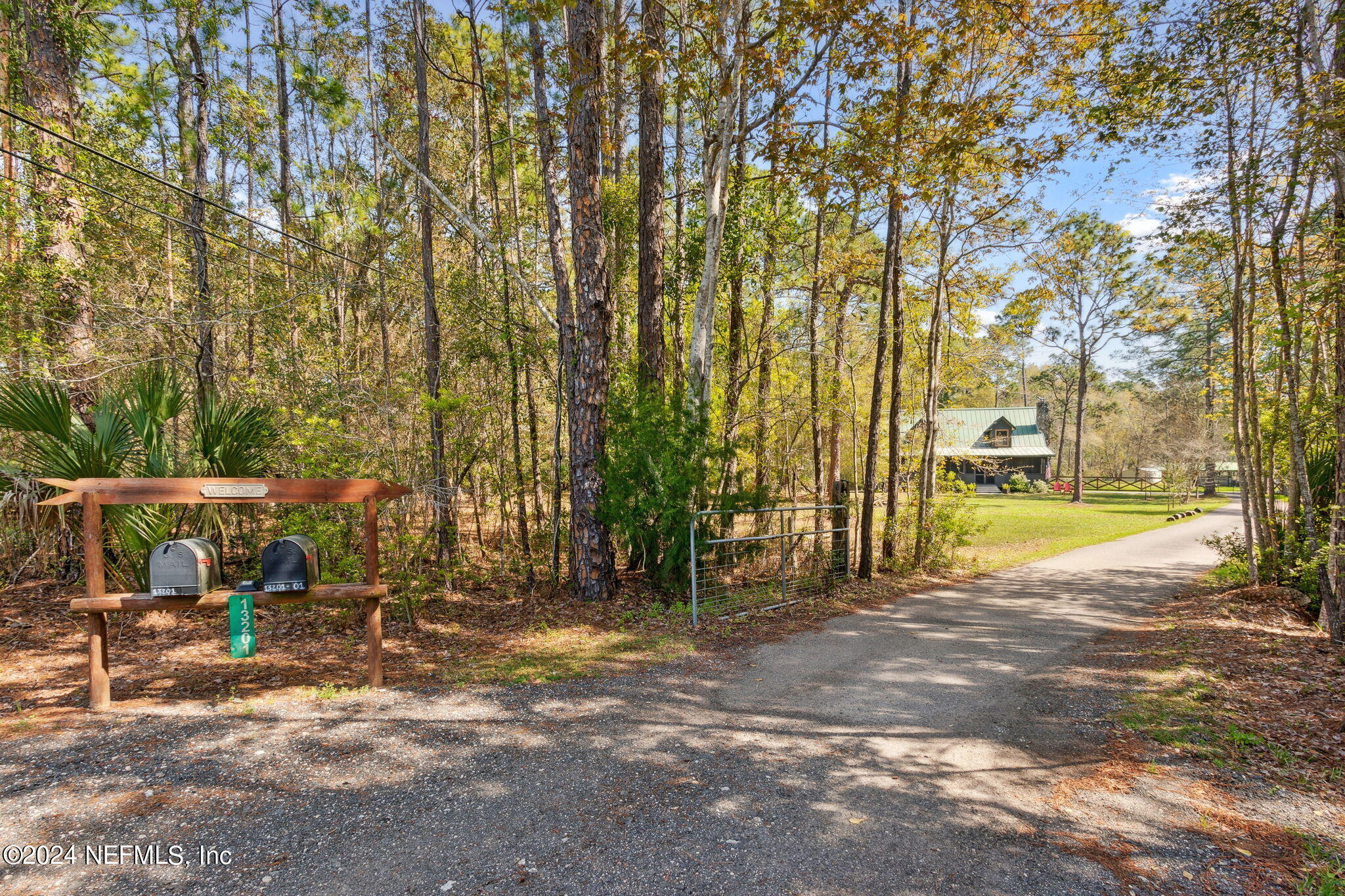 1-web-or-mls-1_13201 Caldwell Rd